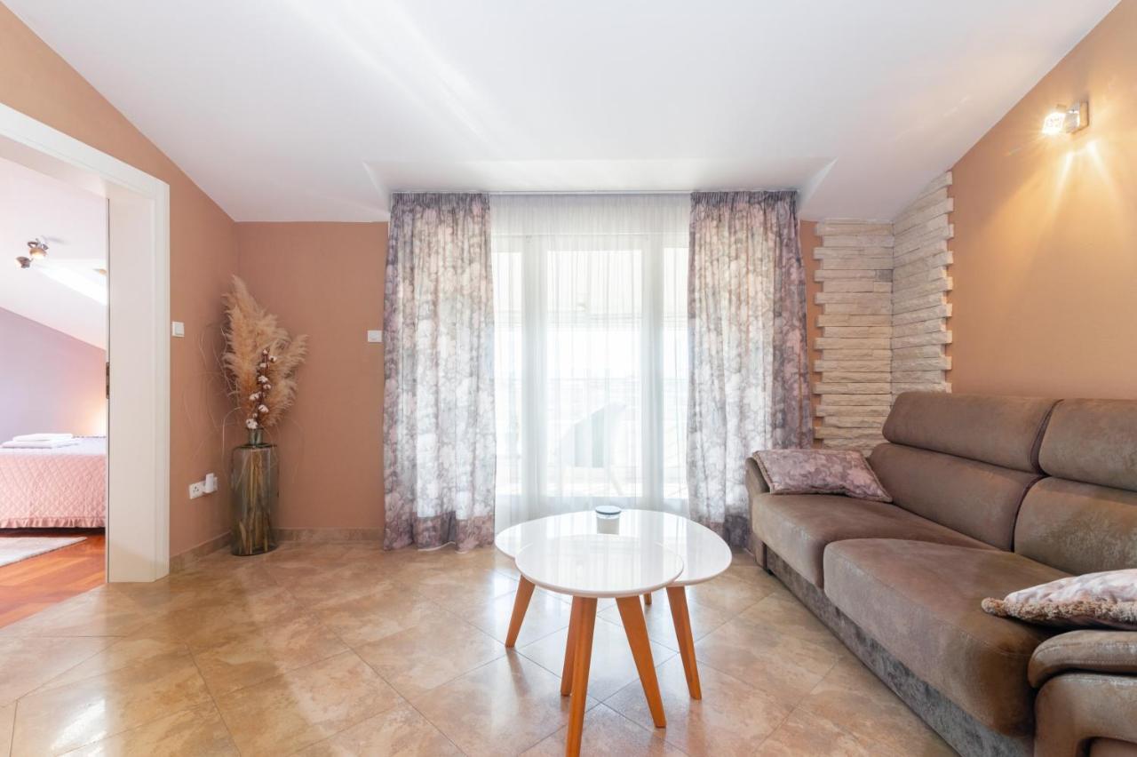 Deluxe Suite Bambi With Panoramic View Zadar Exterior foto