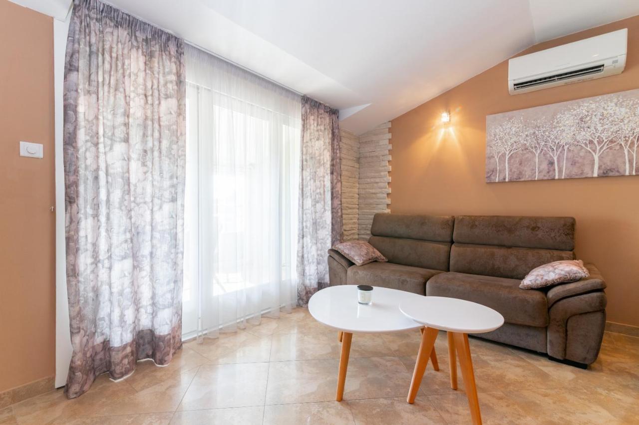 Deluxe Suite Bambi With Panoramic View Zadar Exterior foto