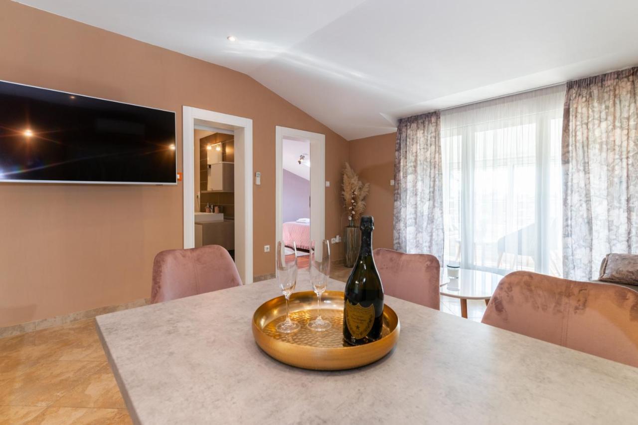 Deluxe Suite Bambi With Panoramic View Zadar Exterior foto